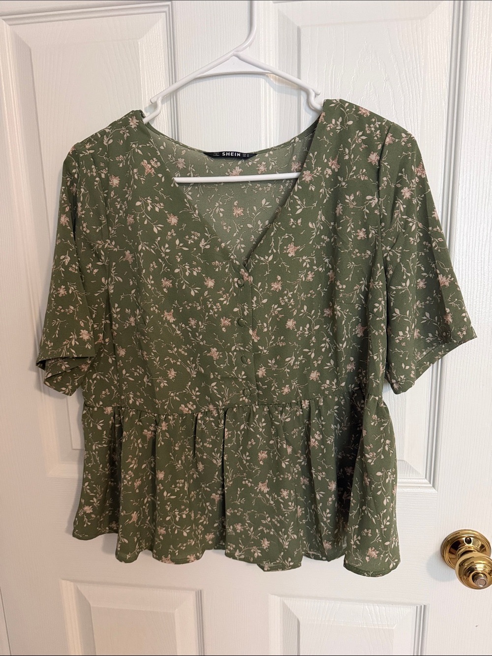 SHEIN Olive Green Floral Button-Front Peplum Top
